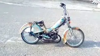 Mobylette motobecane AV79 rat's chop 57' démarrage à froid french moped cold start 57s