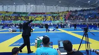 Vinicius S Pereira (Gracie Barra) X Leandro C. Santos (RMNU Brasil) - FINAL Master 1 / Preta / Leve