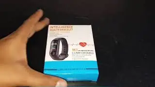 M3 Intelligent Health Bracelet. A Review of Smart Bracelet