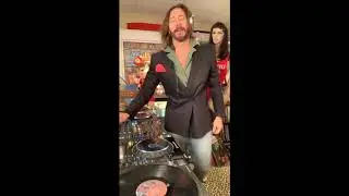Vidéo Bob Sinclar Avec mon disque Germaine