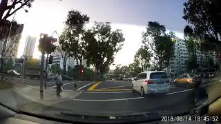 Singapore reckless SMC9452X beating redlight