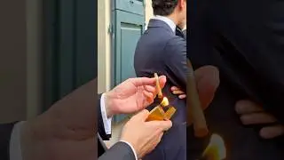 Cutting and lighting the Cigarrito at our exclusive black tie dinner in Florence 😍