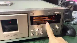 TEAC V-8000S ( máy đã giao lưu) e test trước khi gói