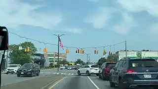 S Broadway & W Old Country Rd HICKSVILLE NY