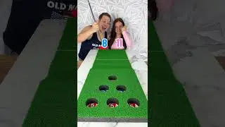 Mini golf Couple challenge! ⛳️ #FamilyFun #games #couplechallenge #boardgames