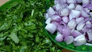 FLAVOURFUL NUTRITIOUS ENJOYED WITH HOT STEAMED RICE GHEE, CHAPATI#palakuraullikaram#palakullikaram