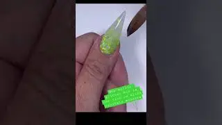 Simple neon glitter acrylic ombr&eacute;