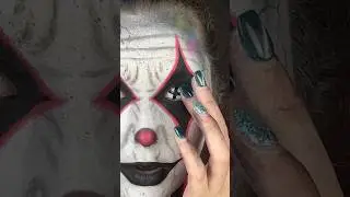 HORROR STORIES EP.1 | SMILEY THE CLOWN?! (Part 1)😱🤡