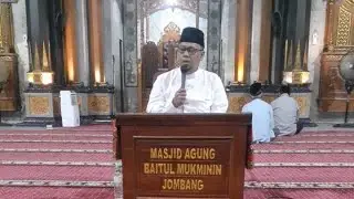 Masjid Agung Jombang sedang live sekarang!