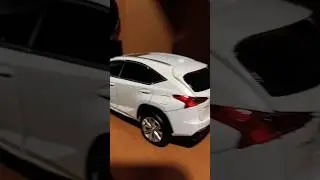 Lexus NX shelf queen