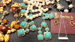 KRISTEN D JEWELRY BOX SUBSCRIPTION UNBOXING + JEWELRY FROM DENISE DESIGNS: VINTAGE & MODERN TREASURE