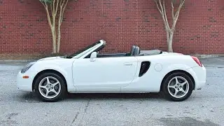 2002 Toyota MR2 Spyder 5-Speed:  walk-around & cold start 