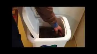 The best way to add egg shells to your worm composting bin