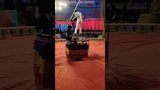 ruler balance Russian #circus 😮