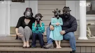 Photographer captures portraits of families on front porch during COVID-19 shelter-in-place | ABC7