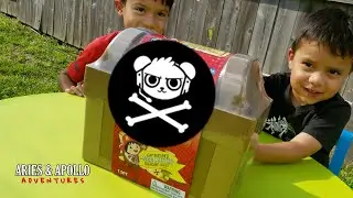Ryans World Cap`n Ryan`s Mystery Treasure Chest Toy | ARIES & APOLLO ADVENTURES