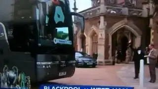 Blackpool Leave For Wembley on a Reay's Coach
