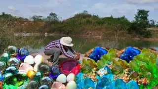 Wow.. Wow., unexpected man found a lot of gemstones and crystals in abandon goldmine.