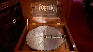 American 15 1/2&Prime; Disc Music Box by Porter playing Hedwig's Theme from Harry Potter