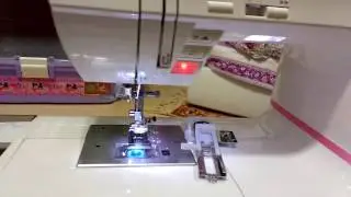 Máquina Singer Quantum Stylist 9960 Caseado.