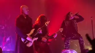 Cradle Of Filth &laquo; Gilded Cunt &nbsp;&raquo; (live Paris l&rsquo;Elys&eacute;e Montmartre, le 01/10/2022)