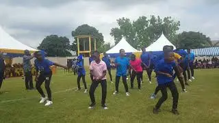 No daylight and akwaaba dance by St Mary's School,Koforidua