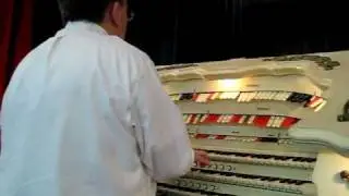 Mark Gifford Plays the Springfield High School Barton Organ