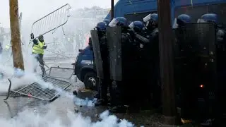 Macron abandons fuel-tax hike amid fears of new &lsquo;Yellow Vest&rsquo; protests