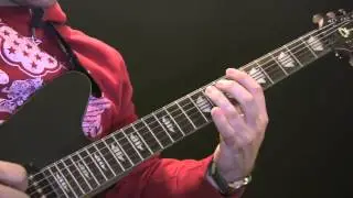 Kasabian Underdog Guitar Lesson - How To Play Underdog On The Guitar