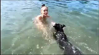 ANJA UCI OBIJA DA PLIVA