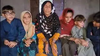 Family of shaheed Sahafi Nasrullah Gadani
