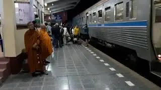 How to travel in train in Thai-very funny lol trip,как ходят поезда по Тайланду мой опыт#1 прикол