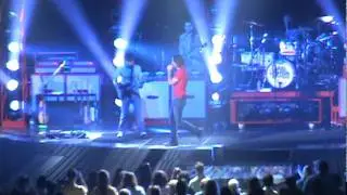 Jake Owen-I'll Go Anywhere. Live Hampton Colliseum