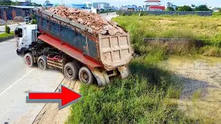 Mega Machines at Work Transforming a Landfill with Dump Trucks & Dozers in Action!