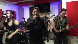 Radical Theory - Islands in the Stream - cover