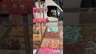 Italian sweet stall 🍡🍭
