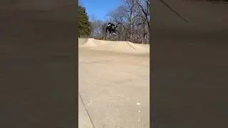 #shorts #doublebsflip #stlouis #stl #skateboarding