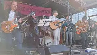 Die Basis Band - Ich bin die freie Rede (von und mit L&uuml;&uuml;l)