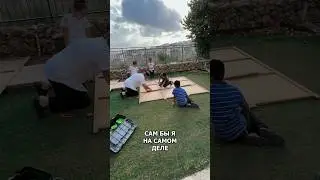 Строительство Сукки. В праздник Суккот есть заповедь построить Сукку и 7 дней жить в ней!