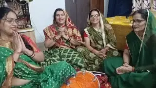 gora badn pili sariगोरा बदन पीली साड़ी तुम्हें तो बन्ना ले जाएगा