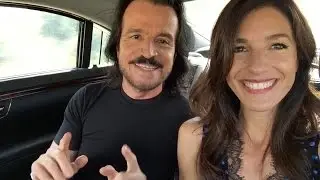 Yanni and Krystalán crash a fan party in Chicago