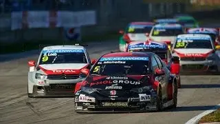 Best Motorsport Battle Ever - Epic Overtake and battle Compilation
