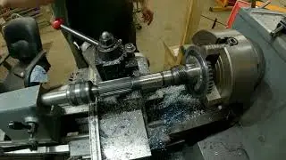 How to Turn a TH400 Output Shaft On the Lathe to Accommodate a Slip Yoke