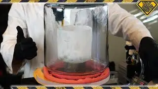 Liquid Nitrogen in a Vacuum Chamber Fail | TKOR Experimenting With Liquid Nitrogen In Vacuum Chamber