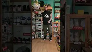 in full Adidas Cargo and Adidas Tubular X Black & Supreme #adidas #cargopants #supreme #blackoutfit
