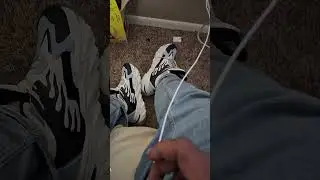 WHAT ARE THOSE !!! #hoodeezup #mazino #reels #shorts #feets #rap #sneakers #style #short #fyp #roast