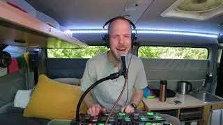 Die Happily - Dave Repeat (Live Vocal Looping)