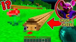 ¡Encontramos la MINI CASA LARGA de CHUCK E CHEESE en Minecraft!
