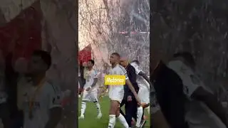 Mientras unos celebran&hellip; 🏆 #Barca #Madrid