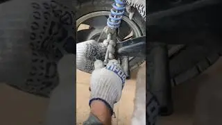 How to remove the rear wheel on a scooter